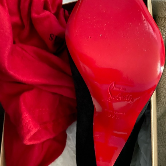 Meet your Posher, Annmarie - Picture 1 of 2